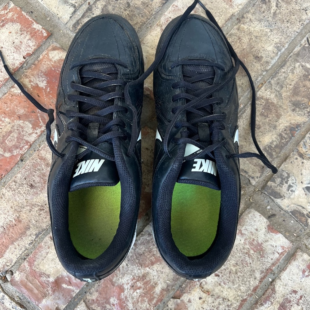 Nike Softball Cleats Unify Keystone Black/White Shoes Women's Sz 10 Molded Stud - Picture 7 of 11